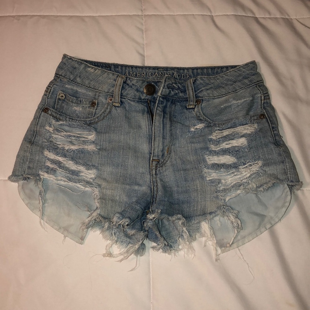 Ripped denim shorts